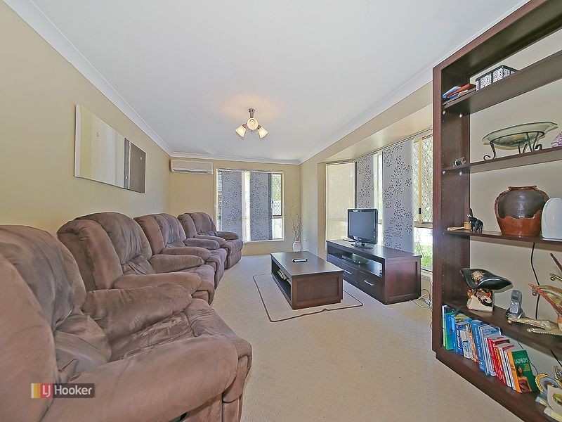 90 Starkey Street, Wellington Point QLD 4160