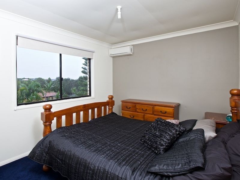 10 Roger Court, Redland Bay QLD 4165