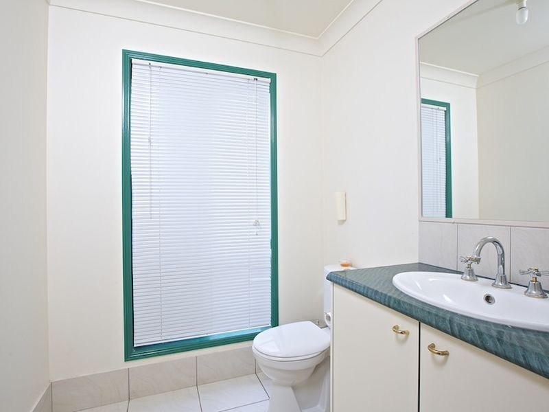 10 Roger Court, Redland Bay QLD 4165