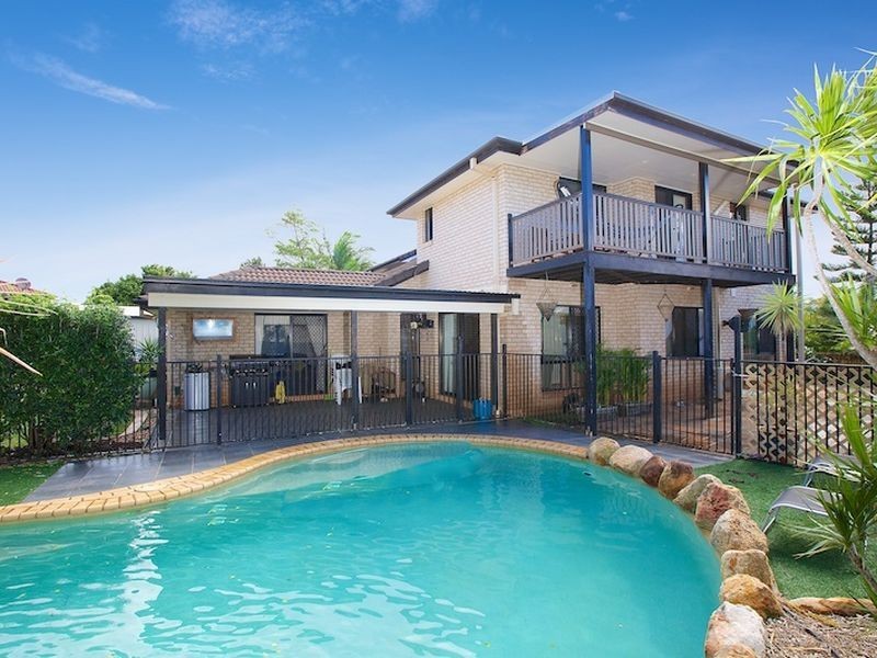 10 Roger Court, Redland Bay QLD 4165