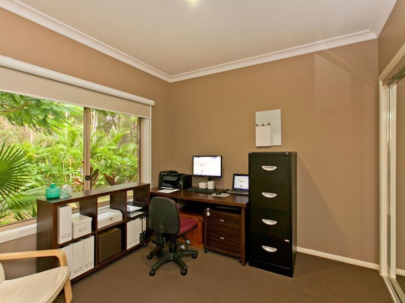 18 Adam Street, Cleveland QLD 4163