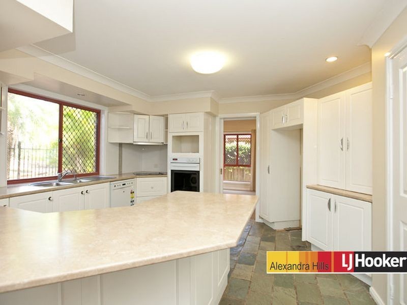 34 Dorsal Drive, Birkdale QLD 4159