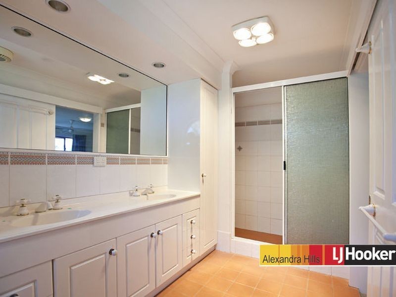 34 Dorsal Drive, Birkdale QLD 4159