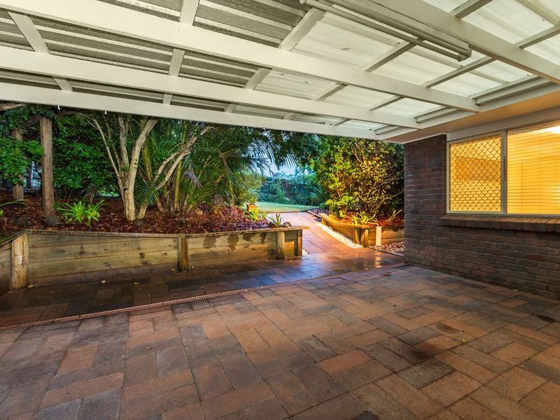 8 Amethyst Street, Alexandra Hills QLD 4161