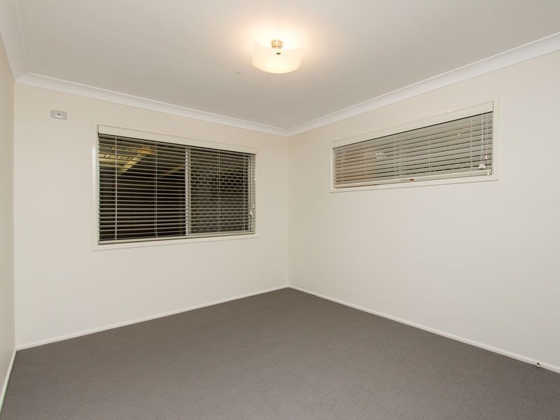 8 Amethyst Street, Alexandra Hills QLD 4161