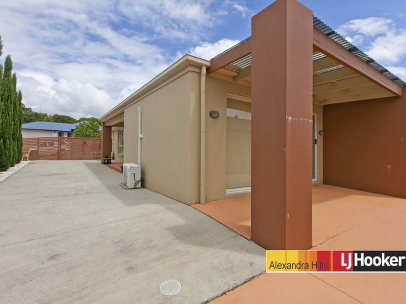 8 Caswell Crescent, Redland Bay QLD 4165