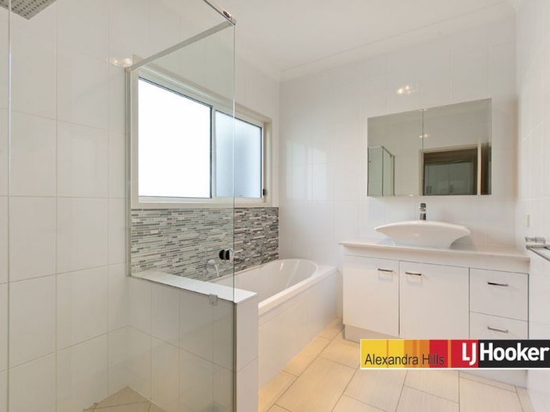 131 Delancey Street, Ormiston QLD 4160