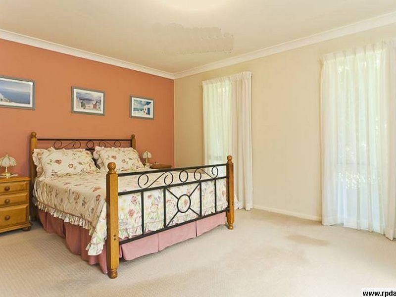 38 Marjorie Buckler Avenue, Redland Bay QLD 4165