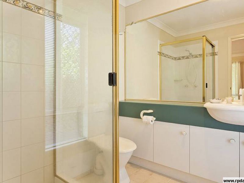 38 Marjorie Buckler Avenue, Redland Bay QLD 4165