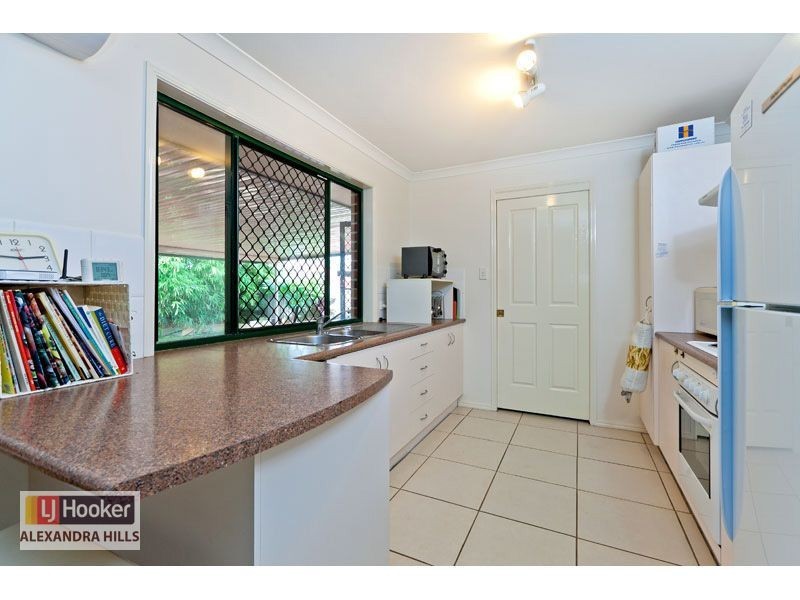 22 Cherrytree Place, Waterford West QLD 4133