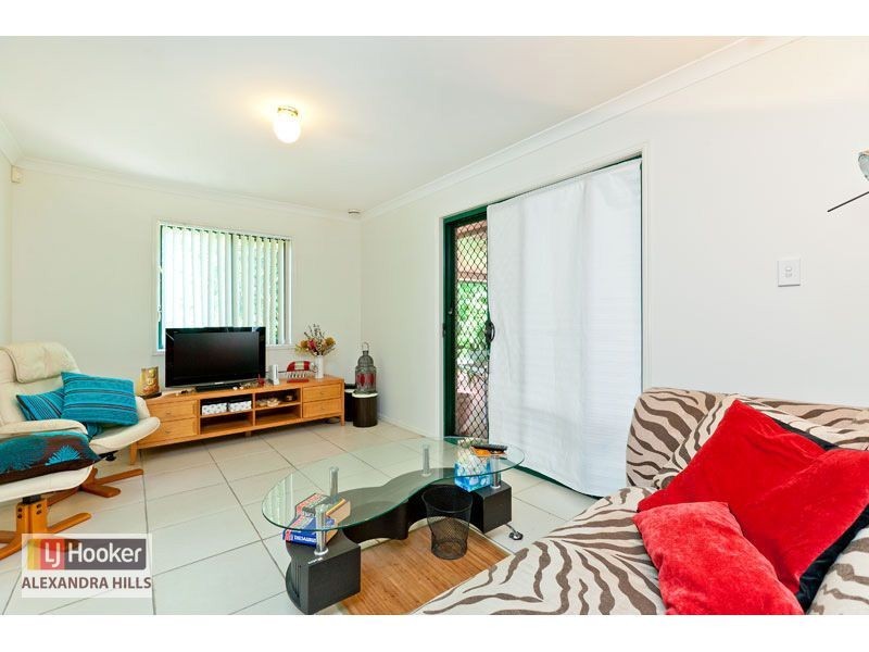 22 Cherrytree Place, Waterford West QLD 4133