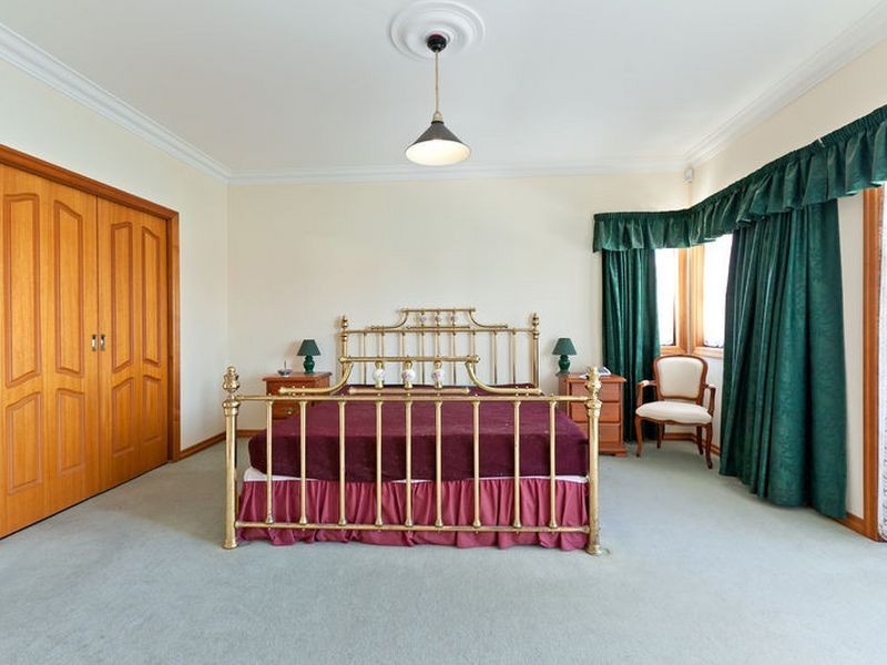 22 Voyagers Court, Cleveland QLD 4163