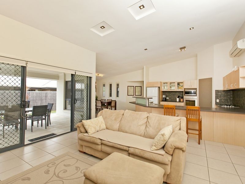 7 Calliandra Place, Thornlands QLD 4164