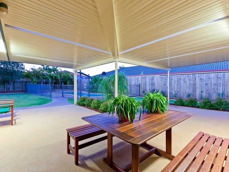 8 Trisha Close, Victoria Point QLD 4165