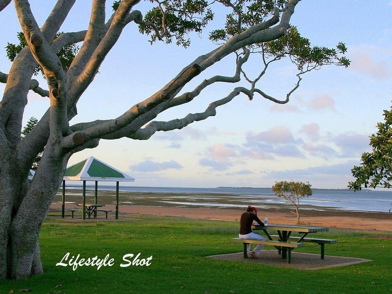 285 Main  Road, Wellington Point QLD 4160