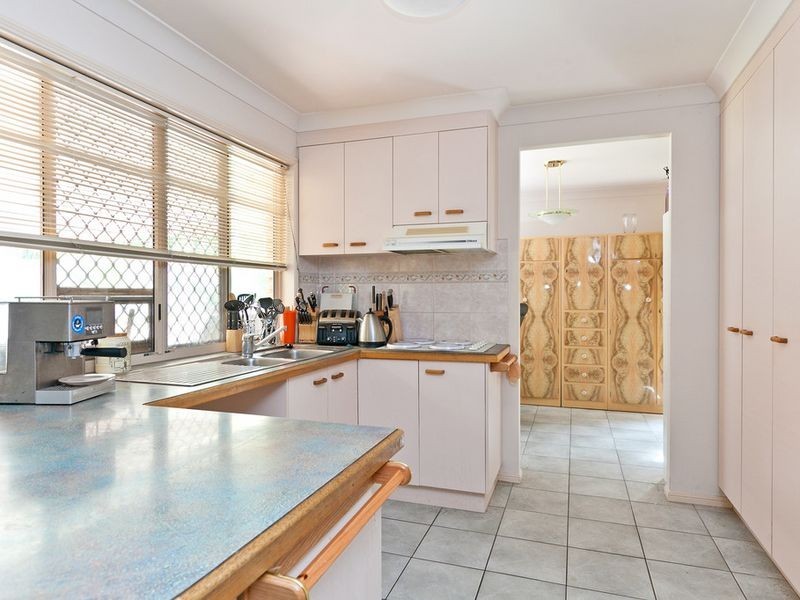 4 Romney Close, Birkdale QLD 4159