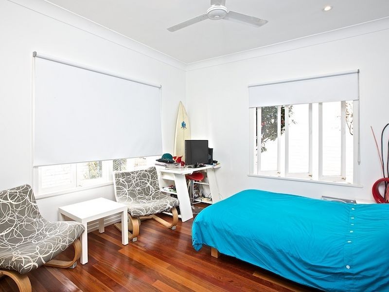 1 Dart Street, Redland Bay QLD 4165