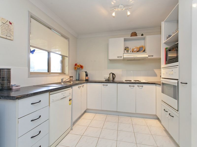 15 Caledonian Crescent, Alexandra Hills QLD 4161