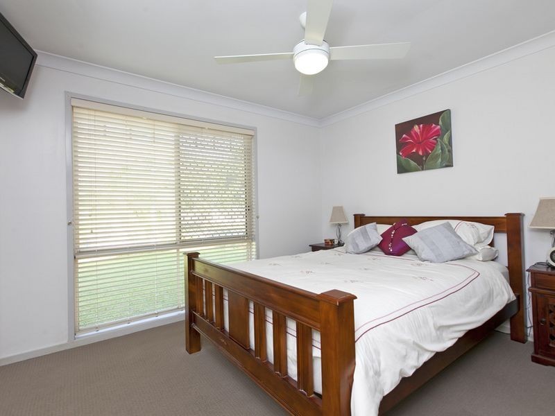 15 Caledonian Crescent, Alexandra Hills QLD 4161