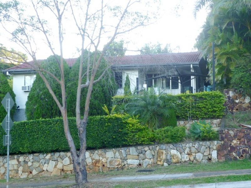 225 Gallipoli Road, Carina Heights QLD 4152