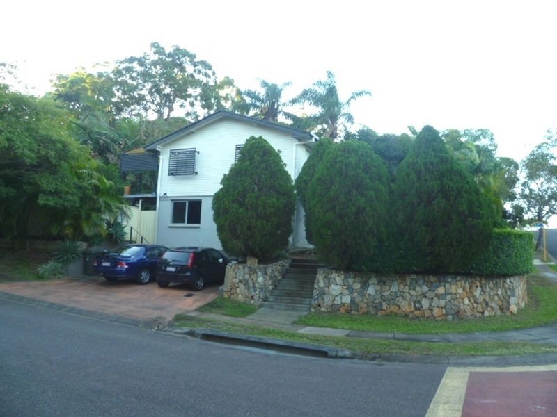 225 Gallipoli Road, Carina Heights QLD 4152