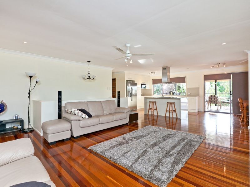 55 Hampshire Cres, Alexandra Hills QLD 4161