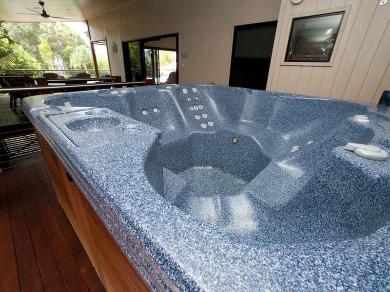 28 Tramican Street, Point Lookout QLD 4183