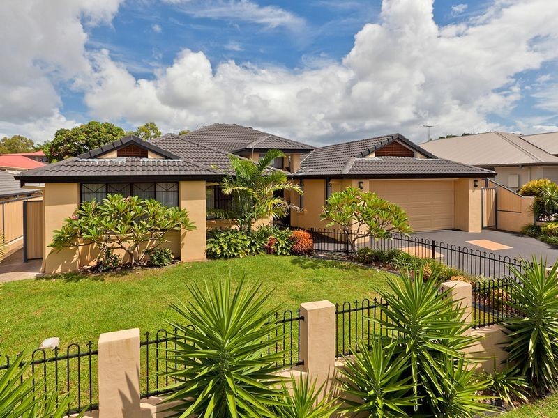 24 Trafalgar Vale Avenue, Wellington Point QLD 4160