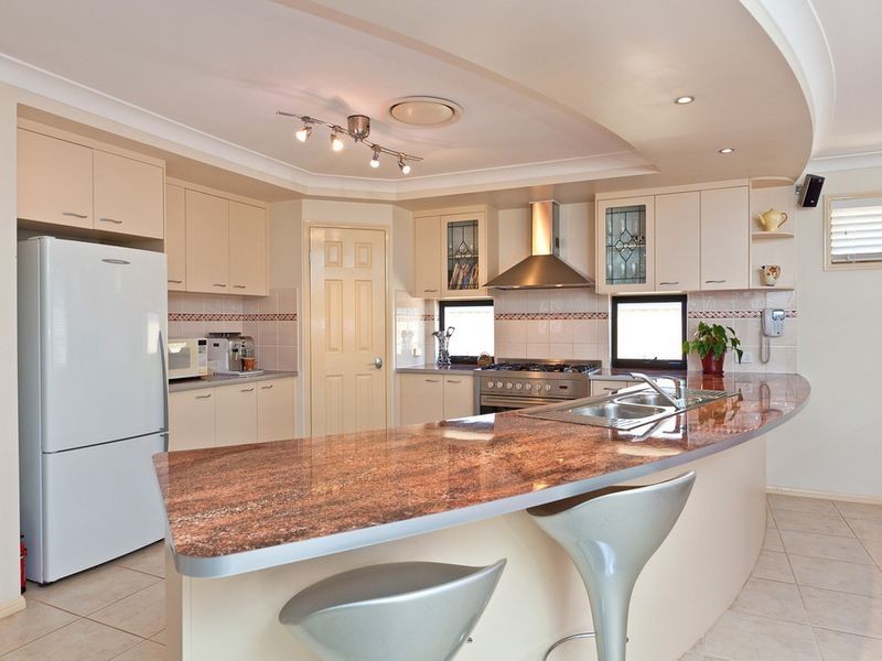 24 Trafalgar Vale Avenue, Wellington Point QLD 4160