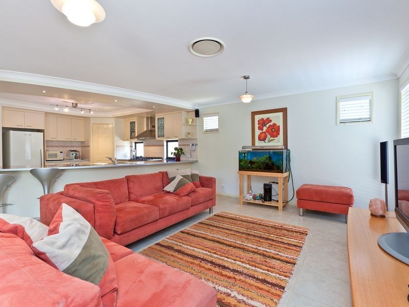 24 Trafalgar Vale Avenue, Wellington Point QLD 4160