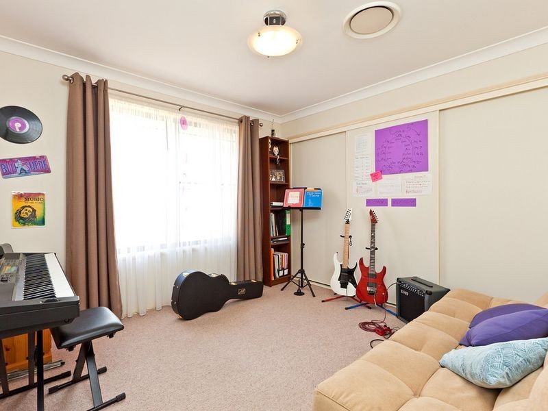 24 Trafalgar Vale Avenue, Wellington Point QLD 4160