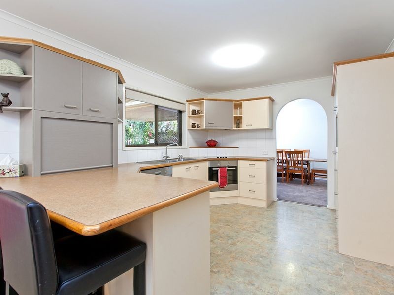 6 Laura Street, Cleveland QLD 4163