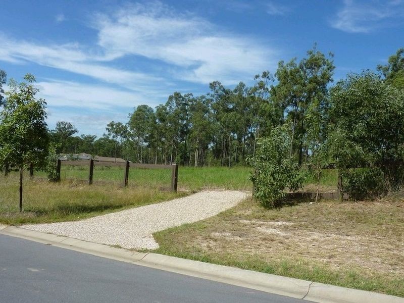 35 Bowerbird Close, Greenbank QLD 4124
