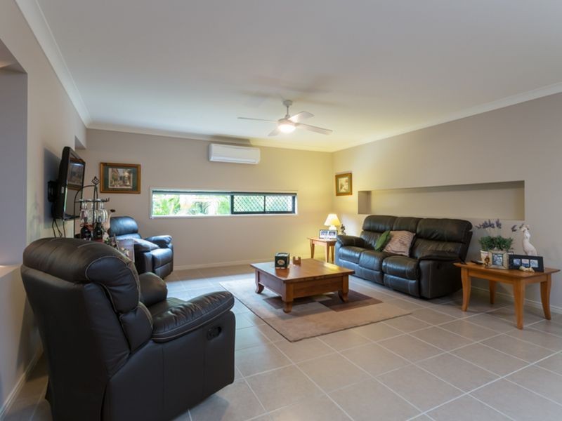 46 Penzance Drive, Redland Bay QLD 4165