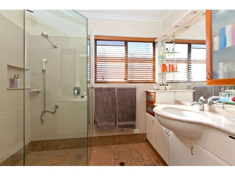 13 Keel Street, Birkdale QLD 4159