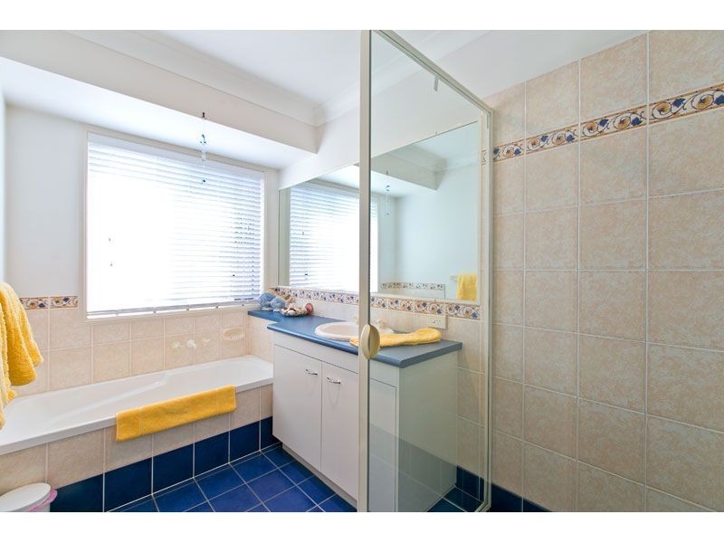 22 Pedwell Place, Birkdale QLD 4159