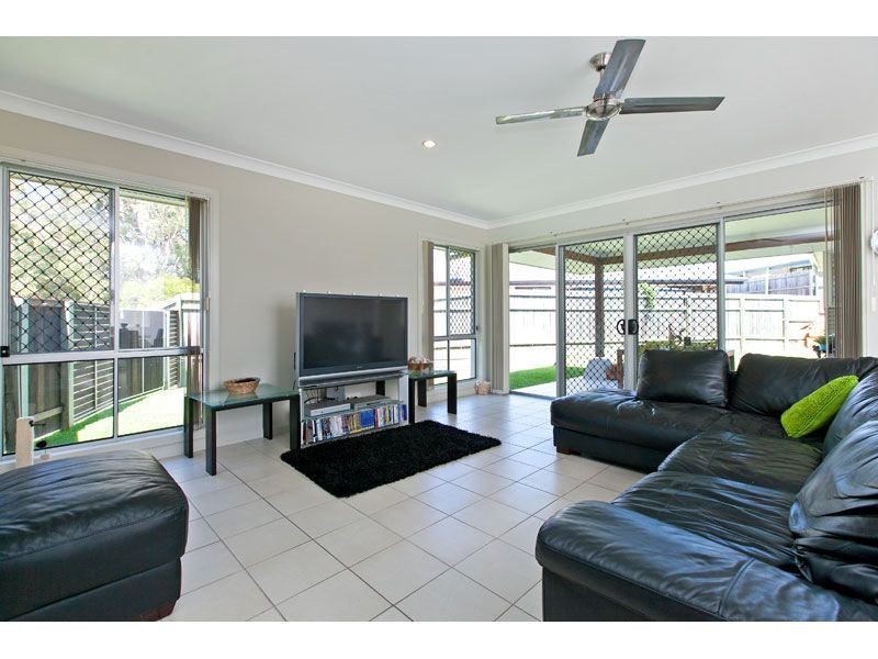 4 Whepstead Avenue, Wellington Point QLD 4160