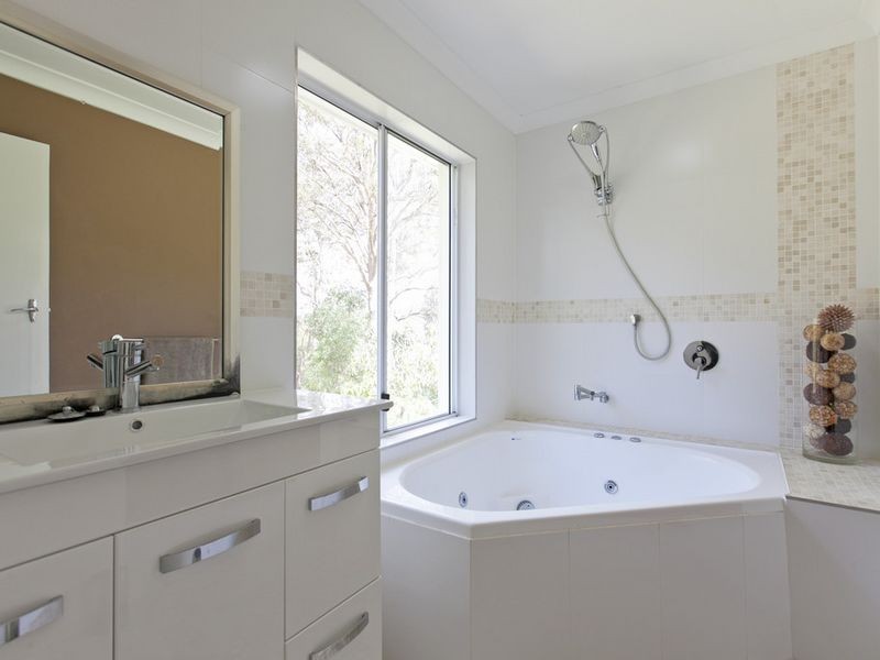 38a Avalon Road, Sheldon QLD 4157