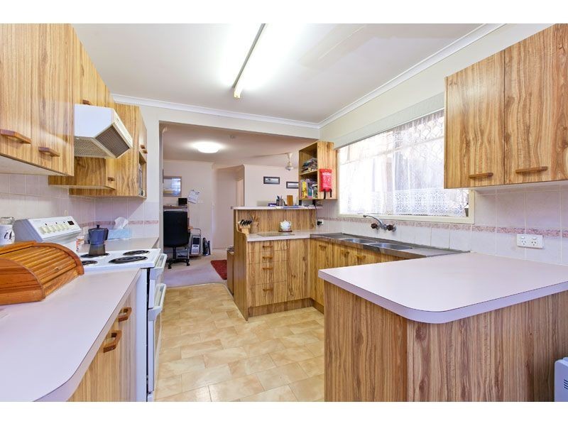 12 Moloii Cres, Birkdale QLD 4159