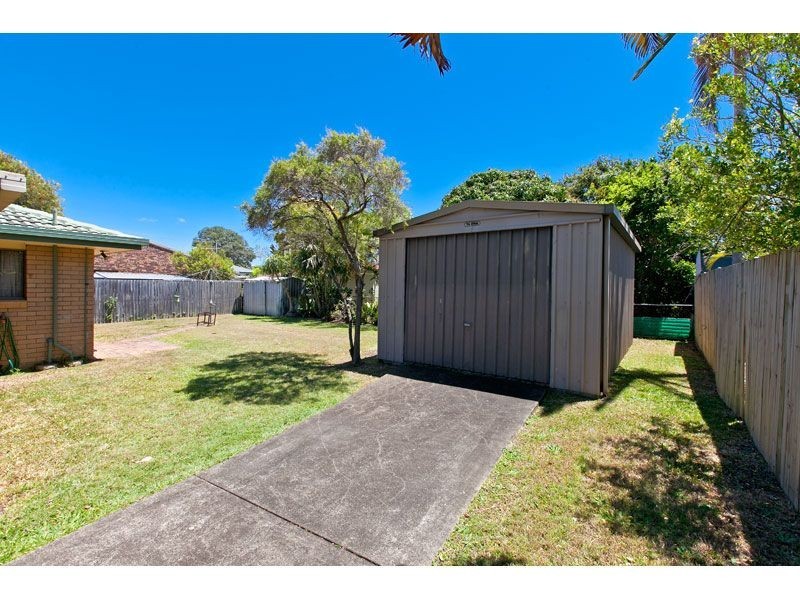 12 Moloii Cres, Birkdale QLD 4159