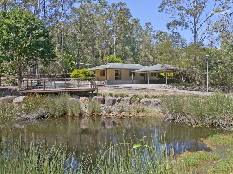 82 Campbell Road, Sheldon QLD 4157