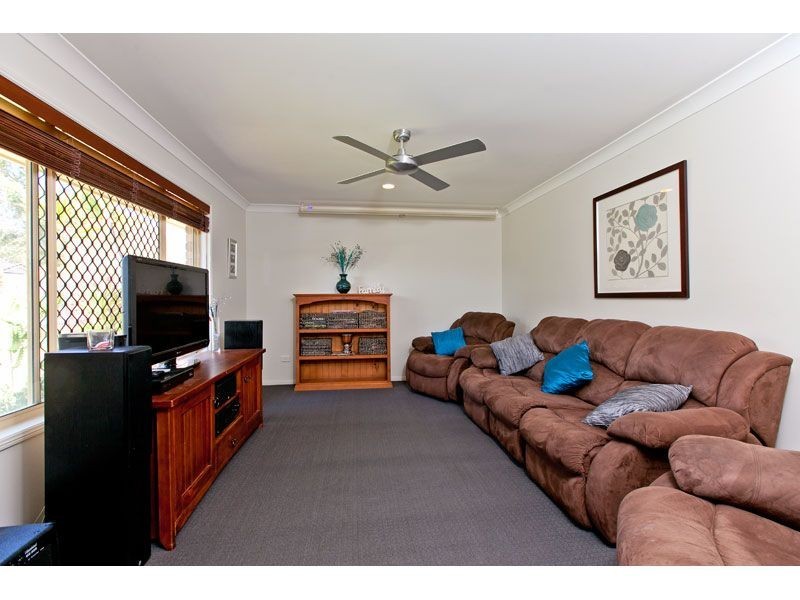 13 Patersonia Place, Birkdale QLD 4159