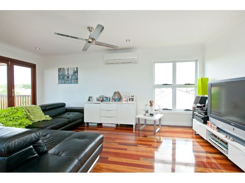 72 Adelaide Street, Carina QLD 4152