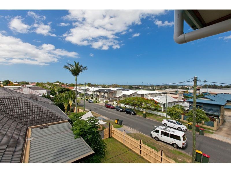 72 Adelaide Street, Carina QLD 4152