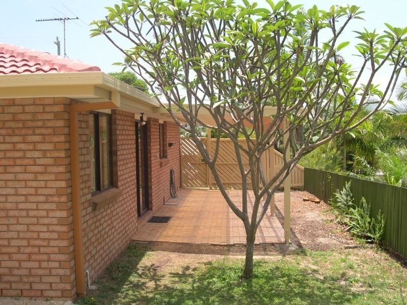6 Cherry Street, Wellington Point QLD 4160