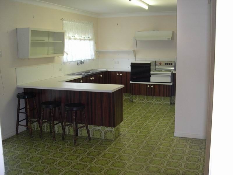 160 Finucane Rd, Alexandra Hills QLD 4161