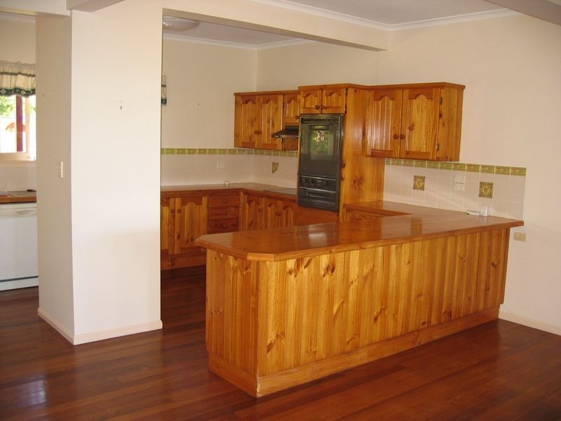 89 Main Road, Wellington Point QLD 4160