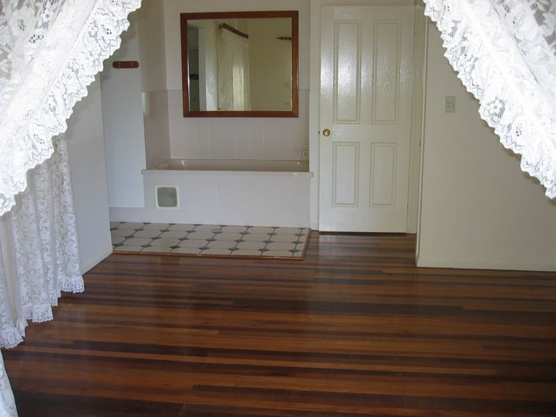 89 Main Road, Wellington Point QLD 4160