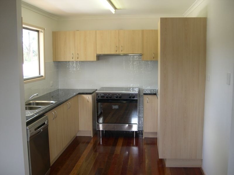 8 Jeffrey St, Capalaba QLD 4157