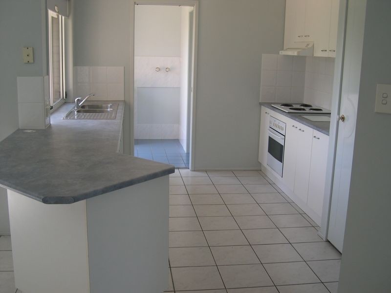 1 Sailfish Ave, Birkdale QLD 4159